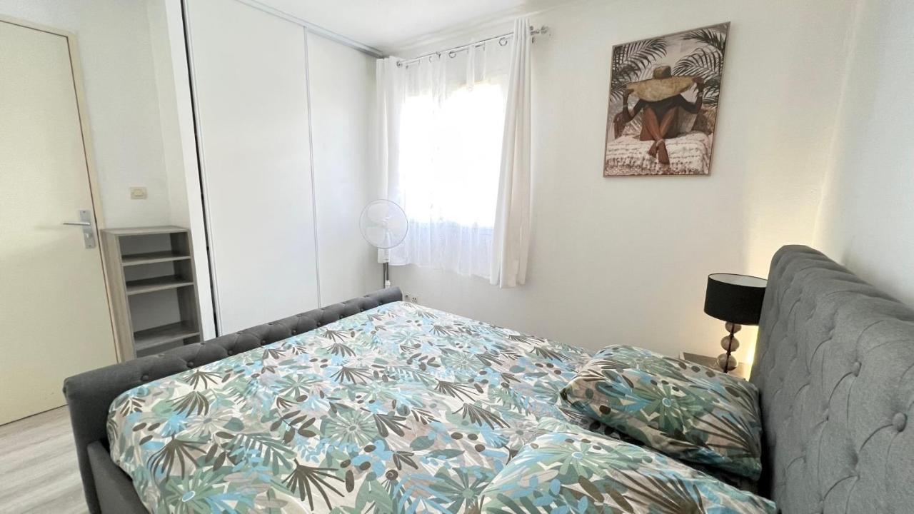 L'Eden Cocoon 3 Etoiles Proche Plage Saint Gilles Les Bains Bagian luar foto